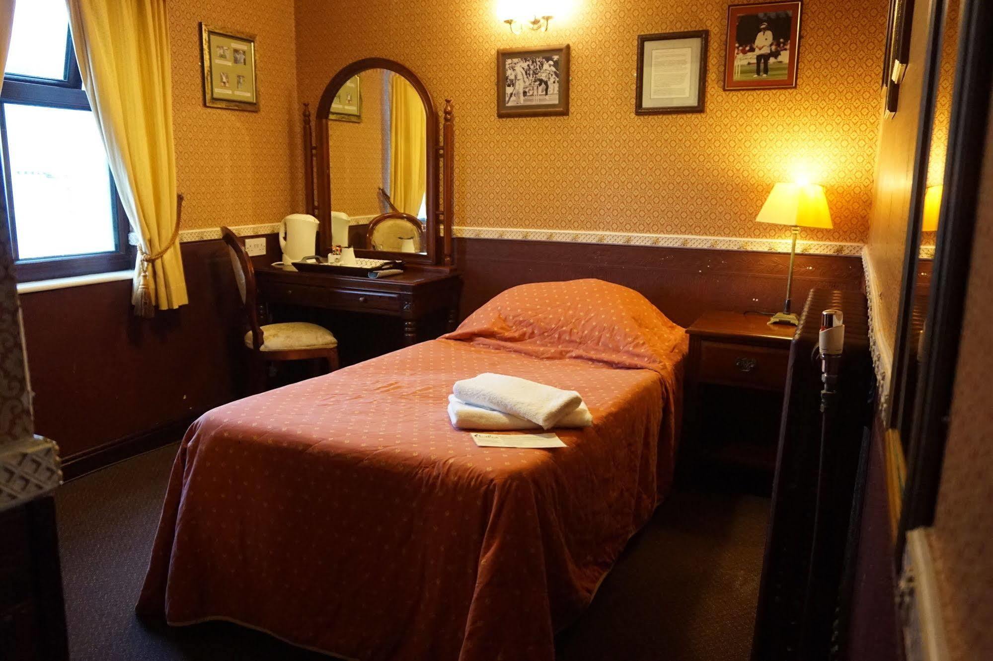 The Butlers Hotel Λιντς Εξωτερικό φωτογραφία