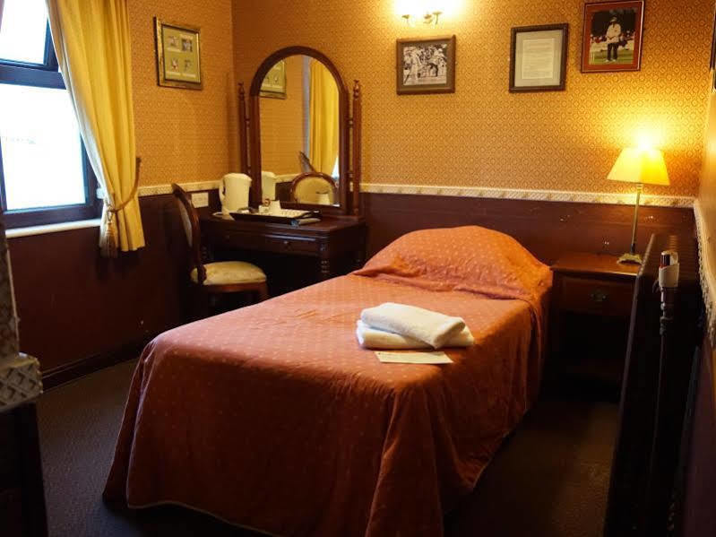 The Butlers Hotel Λιντς Εξωτερικό φωτογραφία